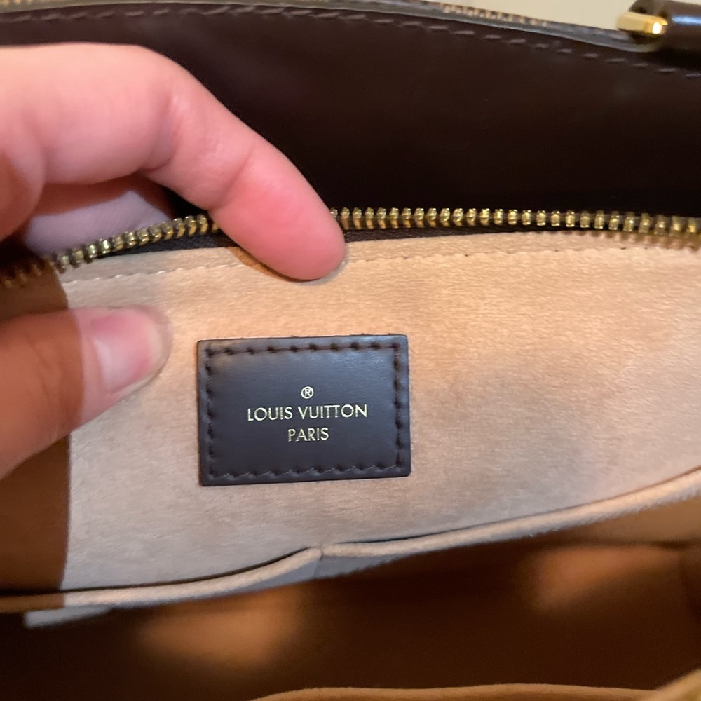 Louis Vuitton Kensington Bowling - Picture 9 of 15